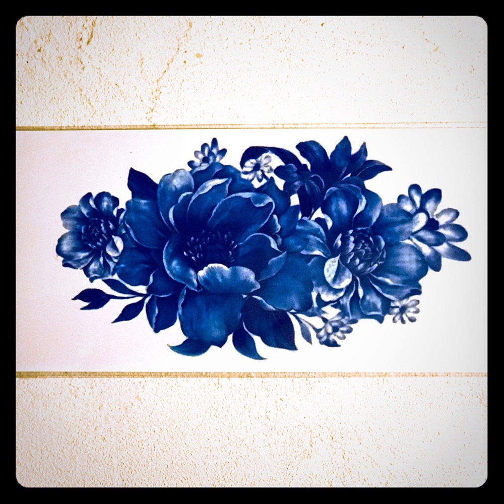 TEMPORARY BLUE FLOWERS TATTOO